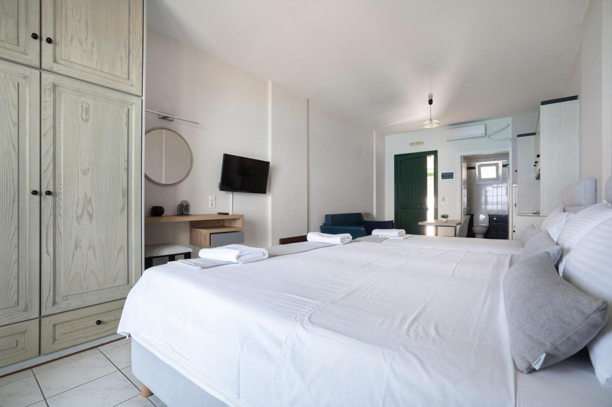 Sunset Triple 1 Apartment Agios Nikitas Exterior photo